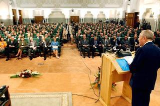 Il Presidente Ciampi, durante il suo discorso all'Accademia, sul tema &quot;Quale Mediterraneo vogliamo&quot;, alla presenza del Primo Ministro Abderrahmane El Youssoufi e di altri Membri del Governo marocchino
