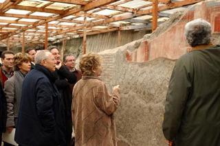 Il Presidente della Repubblica Carlo Azeglio Ciampi con la moglie Franca in visita alla Villa dei Papiri