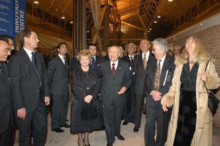 Il Presidente Ciampi con la moglie Franca durante l'inaugurazione delle nuove strutture della Città della Scienza