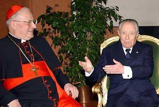 Il Presidente Ciampi con S.Em. Rev.ma il Cardinale Angelo Sodano, Segretario di Stato di S. Santità, in occasione della ricorrenza della firma dei Patti Lateranensi e dell'Accordo di Revisione del Concordato