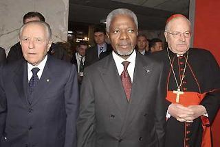 Il Presidente Ciampi con Kofi Annan, Segretario generale dell'ONU e S.Em. Rev. il Cardinale Angelo Sodano, Segretario di Stato della Santa Sede, presenti al 25° di fondazione dell'IFAD