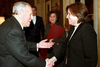 Il Presidente Ciampi accoglie nel suo studio al Quirinale Lucia Annunziata, neo Presidente della RAI