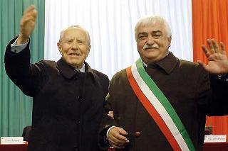 Il Presidente Ciampi con il Sindaco Giorgio Oldrini all'ex fabbrica &quot;Ercole Marelli&quot;