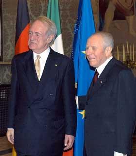 Il Presidente della Repubblica Italiana Carlo Azeglio Ciampi con il Presidente della Repubblica Federale di Germania Johannes Rau, durante l'incontro al Quirinale
