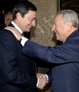 Il Presidente Ciampi accoglie Mario Draghi, nuovo Governatore della Banca d'Italia