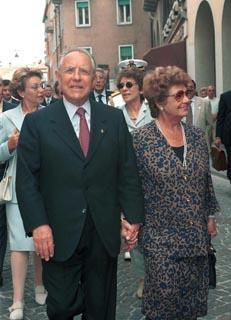 Presidente Ciampi con la moglie la Signora Franca Pilla Ciampi.Visita del Presidente della Repubblica a Venezia, Treviso e Vicenza (6-8 luglio 1999)