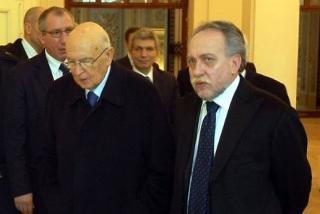 Il Presidente Giorgio Napolitano con il Rettore dell'Università Corrado Petrocelli .