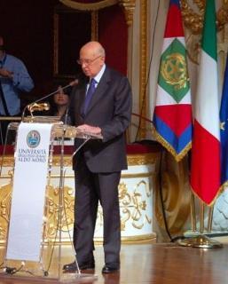 Un momento del discorso del Presidente Giorgio Napolitano al teatro Petruzzelli
