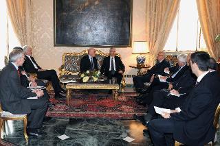 Il Presidente Giorgio Napolitano con una delegazione dell'Associazione Villa Vigoni