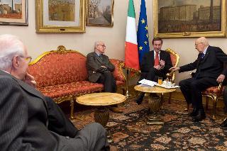 Il Presidente Giorgio Napolitano con Gianfranco Fini e Fausto Bertinotti poco prima del convegno su Andrea Costa