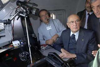 Il Presidente Giorgio Napolitano in cabina, a bordo dell'Eurostar, durante la tratta dove è stata toccata la velocità di 300 km orari