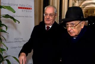 Il Presidente Giorgio Napolitano con Cesare Romiti, Presidente della Fondazione Italia-Cina, in occasione pranzo offerto dalla Fondazione