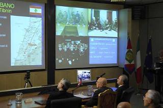 Il Presidente Giorgio Napolitano rivolge gli auguri di Natale, in videoconferenza, ai contingenti militari impegnati nei teatri di operazioni internazionali