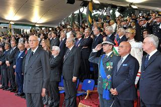 Il Presidente Giorgio Napolitano nel corso della cerimonia per il 237° Anniversario di fondazione del Corpo della Guardia di Finanza