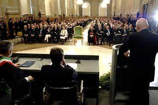 Il Presidente Giorgio Napolitano durante il suo intervento a Palazzo Re Enzo