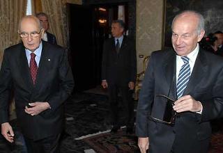 Il Presidente Giorgio Napolitano con il Presidente della Camera dei deputati Fausto Bertinotti, in occasione delle consultazioni.