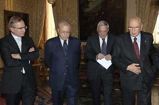 Il Presidente Giorgio Napolitano con la rappresentanza parlamentare del Gruppo Misto della Camera, On. Siegfried Brugger, Francesco Nucara, e Giorgio La Malfa.
