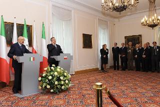 Il Presidente Giorgio Napolitano durante le dichiarazioni alla stampa al termine del colloquio con il Presidente della Repubblica di Polonia Bronislaw Komorowski