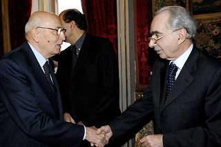 Il Presidente Giorgio Napolitano con Giuliano Amato, Ministro dell'Interno in occasione della riunione del Consiglio supremo di difesa