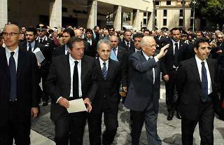 Il Presidente Giorgio Napolitano all'arrivo nella cittadina sarda in occasione della celebrazione del 70°anniversario della morte di Antonio Gramsci.