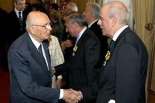 Il Presidente Giorgio Napolitano durante la cerimonia con i nuovi Maestri del Lavoro del Lazio