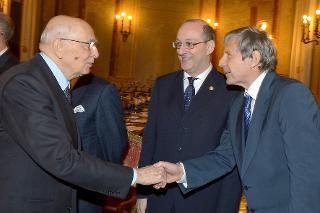 Il Presidente Giorgio Napolitano con il Maestro Uto Ughi in occasione della cerimonia del &quot;Giorno del Ricordo&quot;