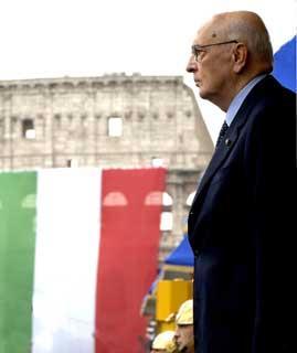 Il Presidente Giorgio Napolitano su via dei Fori imperiali, al termine della rassegna militare per la Festa Nazionale della Repubblica