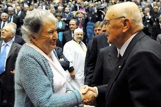 Il Presidente Giorgio Napolitano con la vedova dell'Economista Giorgio Fuà al termine dell'incontro con le Autorità nell'Aula Magna dell'Università