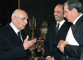 Il Presidente Giorgio Napolitano con il neo Ministro della Giustizia, Angelino Alfano ed il Vice Presidente del CSM, Nicola Mancino, in occasione dell'incontro con i Magistrati ordinari in tirocinio.