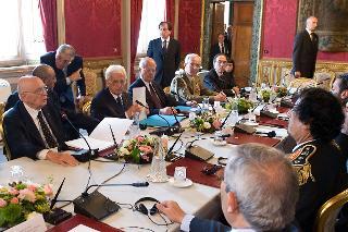 Il Presidente Giorgio Napolitano nel corso dei colloqui con il Col. Muammar El Gheddafi, in visita ufficiale in Italia