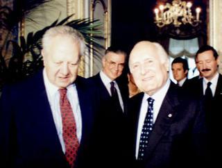 Il Presidente Scàlfaro con il Presidente del Portogallo Soares. 26 maggio 1994