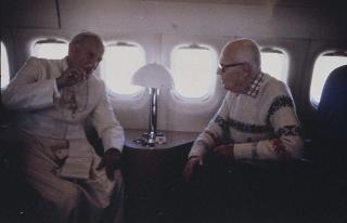 Il Presidente della Repubblica Sandro Pertini e Papa Giovanni Paolo II insieme sulle cime dell' Adamello
