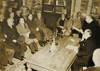 Cerimonia per l'80° anniversario dell'acquisto della Baia di Assab (Società Geografica Italiana - Villa Celimontana - Roma)
