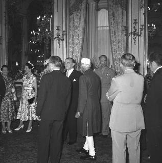 Colazione offerta dal Presidente della Repubblica Giovanni Gronchi in onore del primo Ministro Jawaharlal Nehru indiano