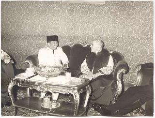 Incontro del Presidente della Repubblica Gronchi con il Presidente della Repubblica d'Indonesia S.E. il dottor Sukarno