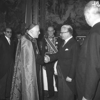 Ricevimento del Corpo diplomatico da parte del Presidente della Repubblica Giovanni Gronchi per gli auguri di fine anno