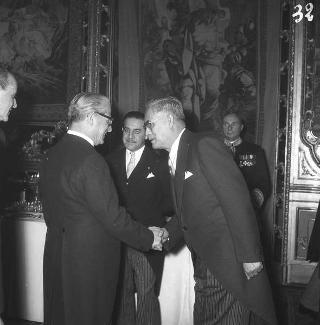 Ricevimento del Corpo diplomatico da parte del Presidente della Repubblica Giovanni Gronchi per gli auguri di fine anno