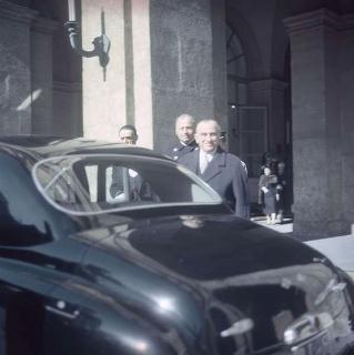Richard Nixon, vice-Presidente degli Stati Uniti viene ricevuto in udienza dal Presidente della Repubblica Giovanni Gronchi