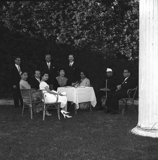 Ricevimento del Corpo diplomatico e rappresentanti stampa estera da parte del Presidente della Repubblica Giovanni Gronchi