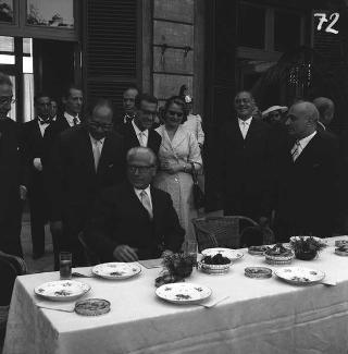 Ricevimento del Corpo diplomatico e rappresentanti stampa estera da parte del Presidente della Repubblica Giovanni Gronchi