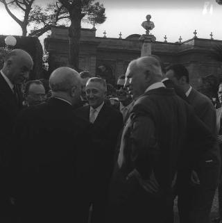 Ricevimento del Corpo diplomatico e rappresentanti stampa estera da parte del Presidente della Repubblica Giovanni Gronchi