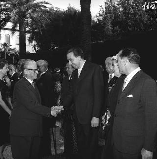 Ricevimento del Corpo diplomatico e rappresentanti stampa estera da parte del Presidente della Repubblica Giovanni Gronchi