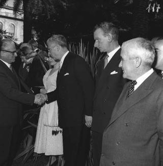 Ricevimento del Corpo diplomatico e rappresentanti stampa estera da parte del Presidente della Repubblica Giovanni Gronchi
