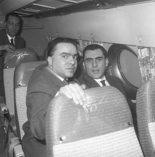 Il Presidente della Repubblica Giovanni Gronchi interviene all'inaugurazione del nuovo aereo "Comet" de Aviland delle Aereolinas Argentina (Roma-Napoli-Roma),  Ciampino
