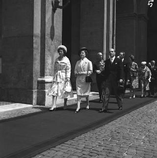 Visita di stato dei reali Paolo I di Grecia con la moglie Federica di Brunswick ricevuti da Presidente della Repubblica Giovanni Gronchi