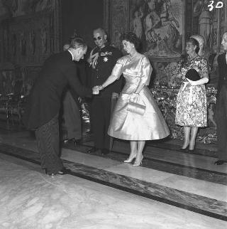 Visita di stato dei reali Paolo I di Grecia con la moglie Federica di Brunswick ricevuti da Presidente della Repubblica Giovanni Gronchi