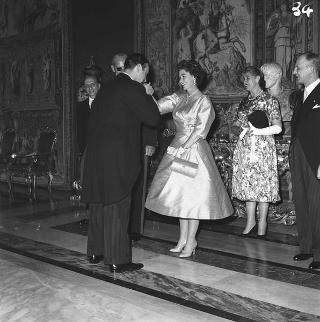 Visita di stato dei reali Paolo I di Grecia con la moglie Federica di Brunswick ricevuti da Presidente della Repubblica Giovanni Gronchi