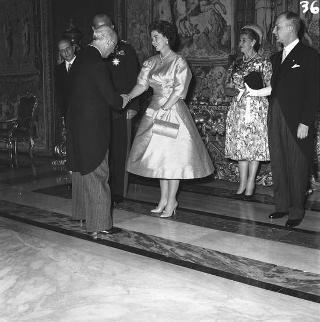Visita di stato dei reali Paolo I di Grecia con la moglie Federica di Brunswick ricevuti da Presidente della Repubblica Giovanni Gronchi