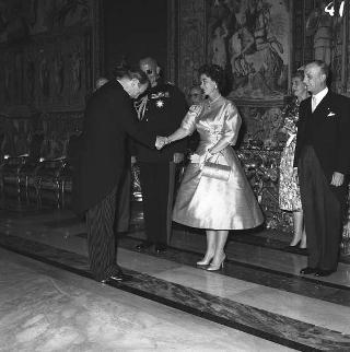 Visita di stato dei reali Paolo I di Grecia con la moglie Federica di Brunswick ricevuti da Presidente della Repubblica Giovanni Gronchi