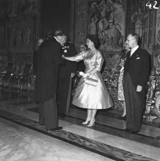 Visita di stato dei reali Paolo I di Grecia con la moglie Federica di Brunswick ricevuti da Presidente della Repubblica Giovanni Gronchi
